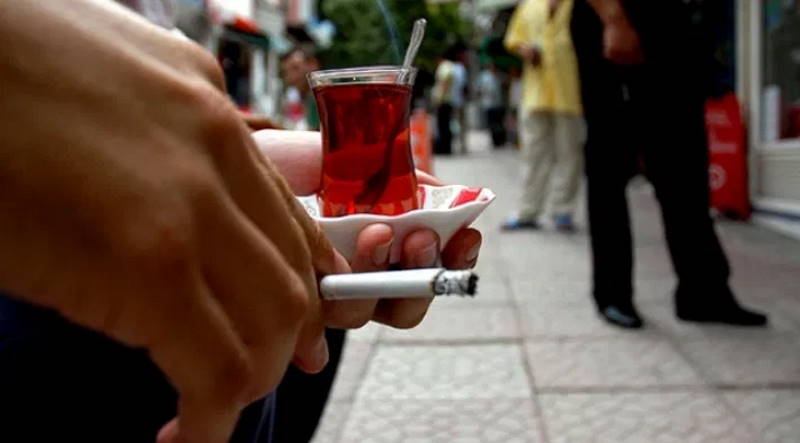 Турки в десятке самых курящих наций в мире