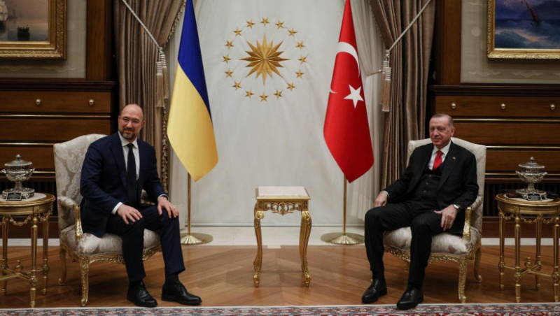 Эрдоган обсудил со Шмыгалем соглашение о ЗСТ