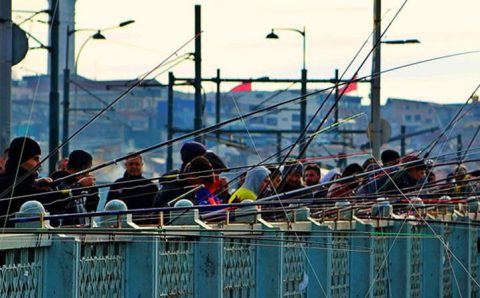 МВД Турции запретило рыбакам толпиться