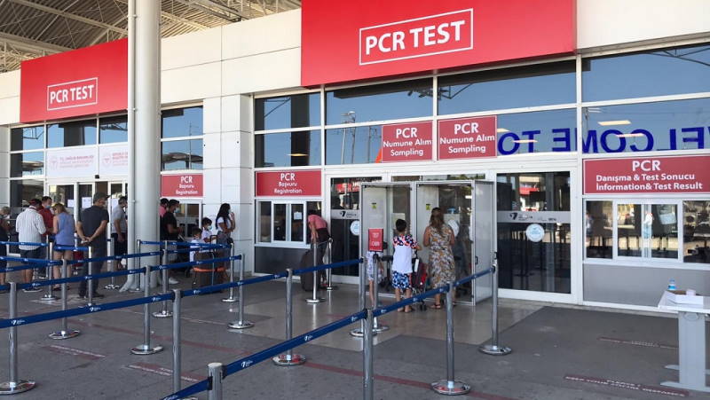 Турция готова бесплатно тестировать туристов из России