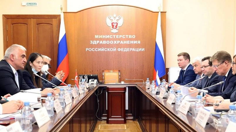 Глава Минтуризма Эрсой: «Россиянам необходимо время»