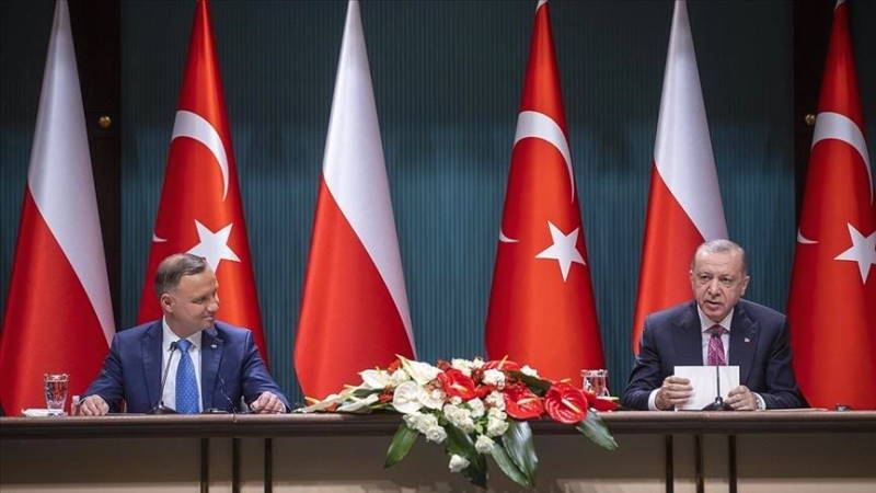 Турция поставит в Польшу 24 ударных БПЛА