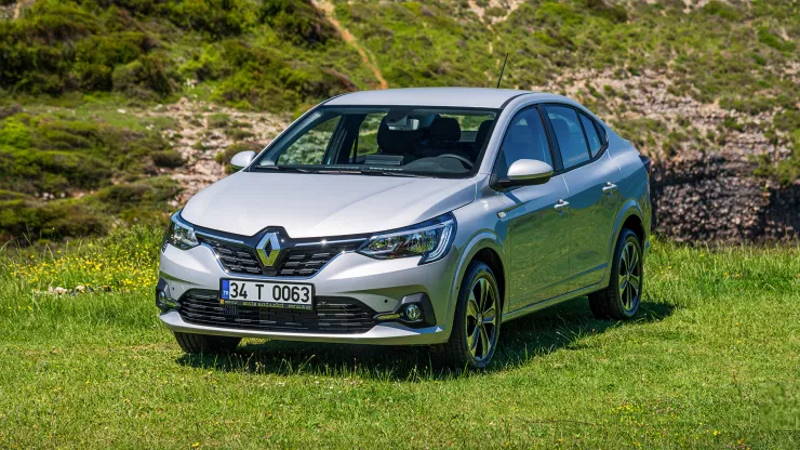 Renault представила мировую новинку Taliant в Турции