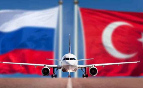 МИДы Турции и России обсудили возобновление авиасообщения