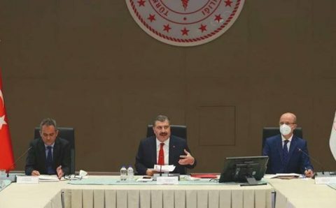 Министры здравоохранения и образования дали ответы