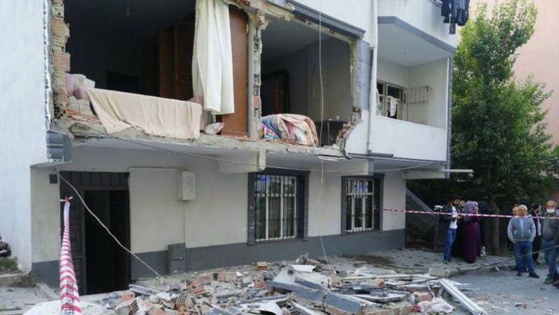Взрыв газа в Стамбуле разрушил весь этаж