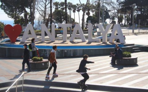 Все больше людей выбирают Анталию в качестве дома