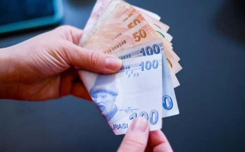 Эрдоган заявил, что падение лиры завершилось