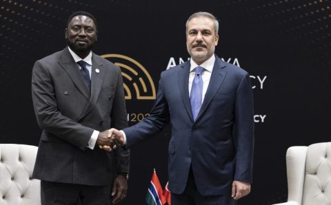 Глава МИД Турции встретился со своим коллегой из Гамбии Мамаду Тангара