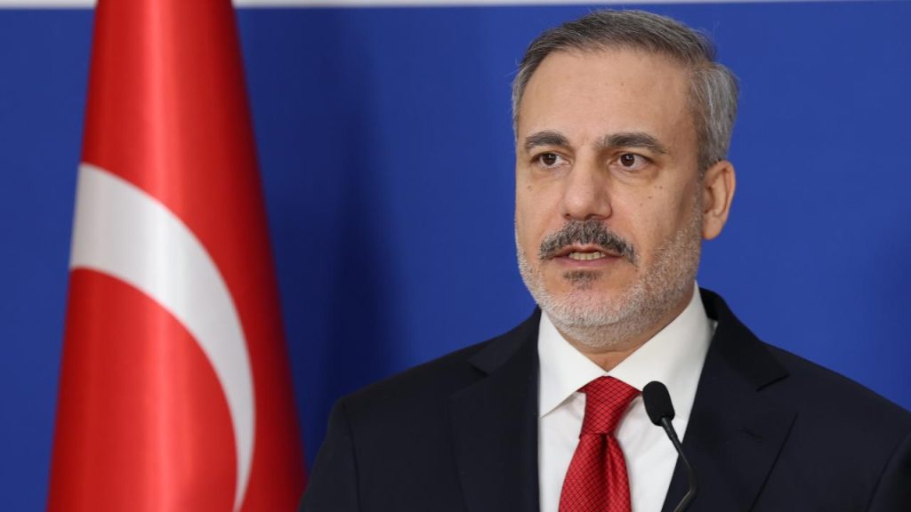Министр иностранных дел Хакан Фидан вернулся в Турцию